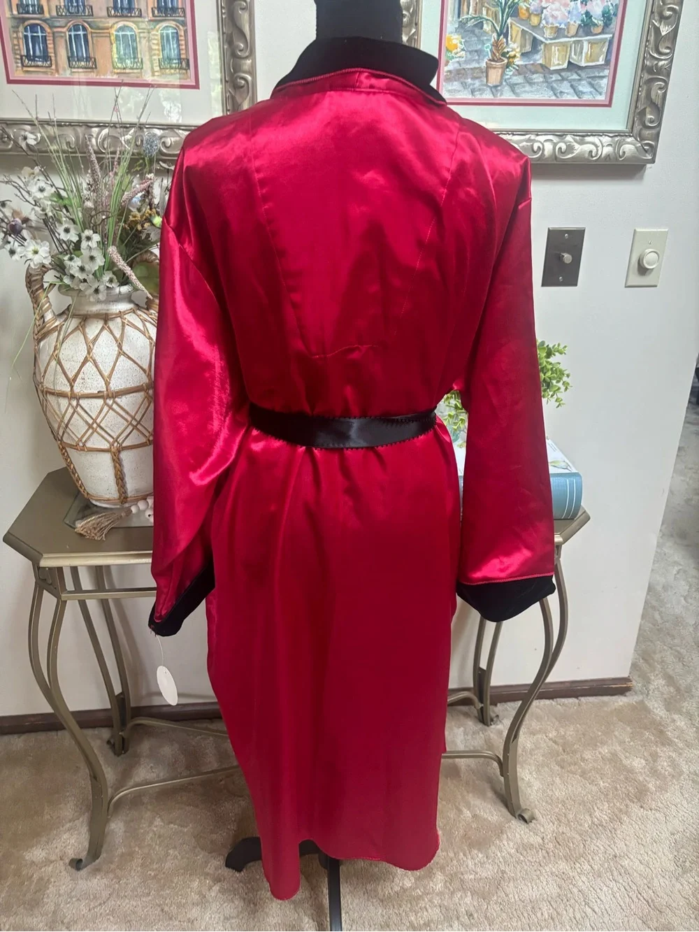 Amanda Stewart comfy vintage